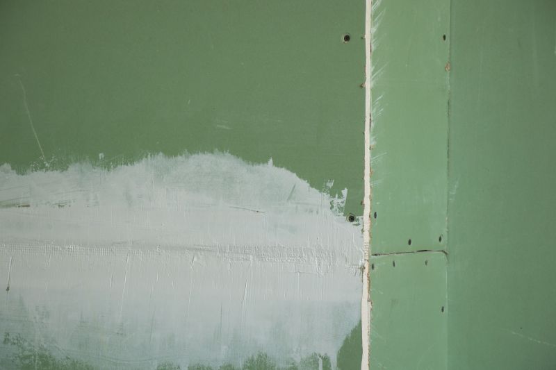 Drywall Repair Services: Fixing Holes And Cracks
